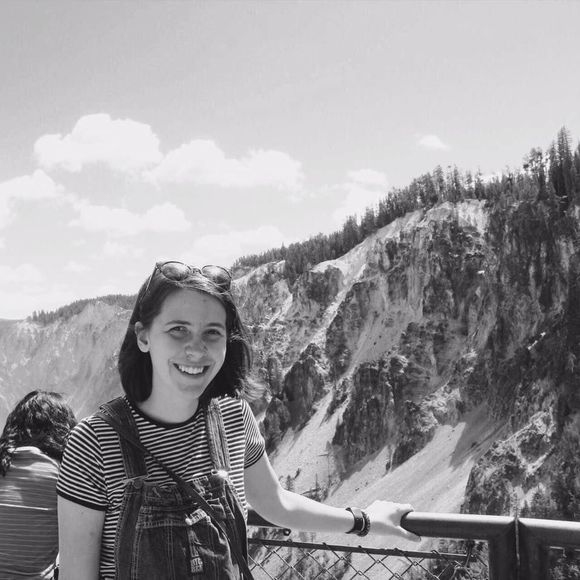 Meet your Posher, Claire - Picture 1 of 1